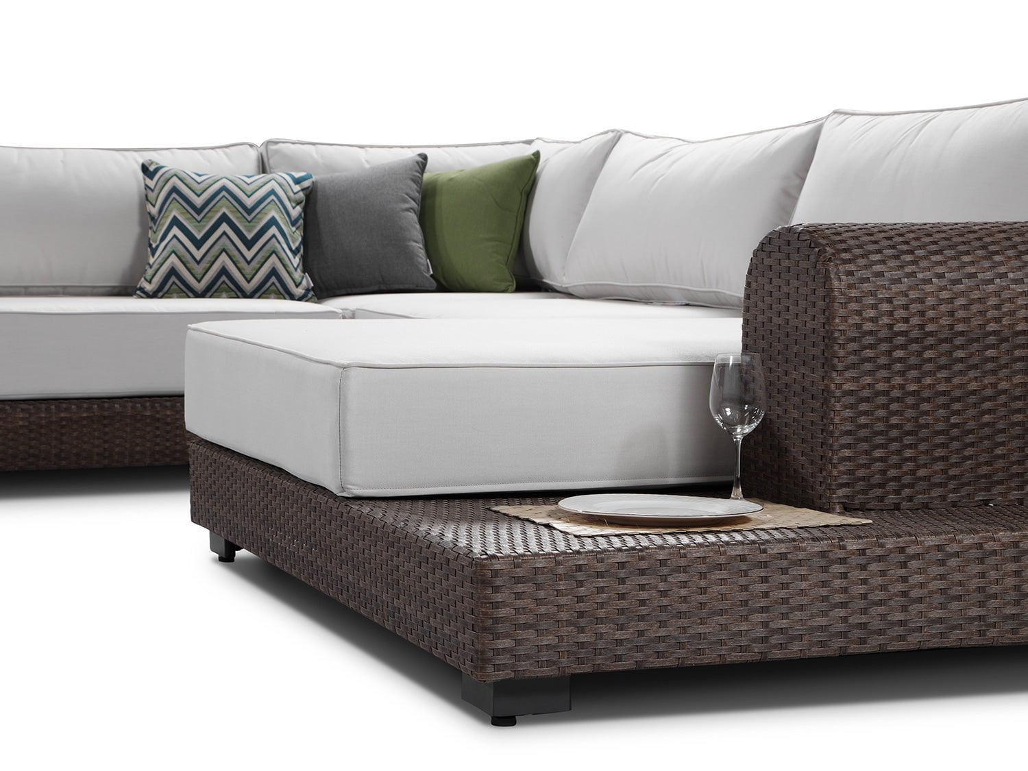 Alexander Francis Garden Furniture Milano Large Sunbrella Rattan Garden Corner Sofa