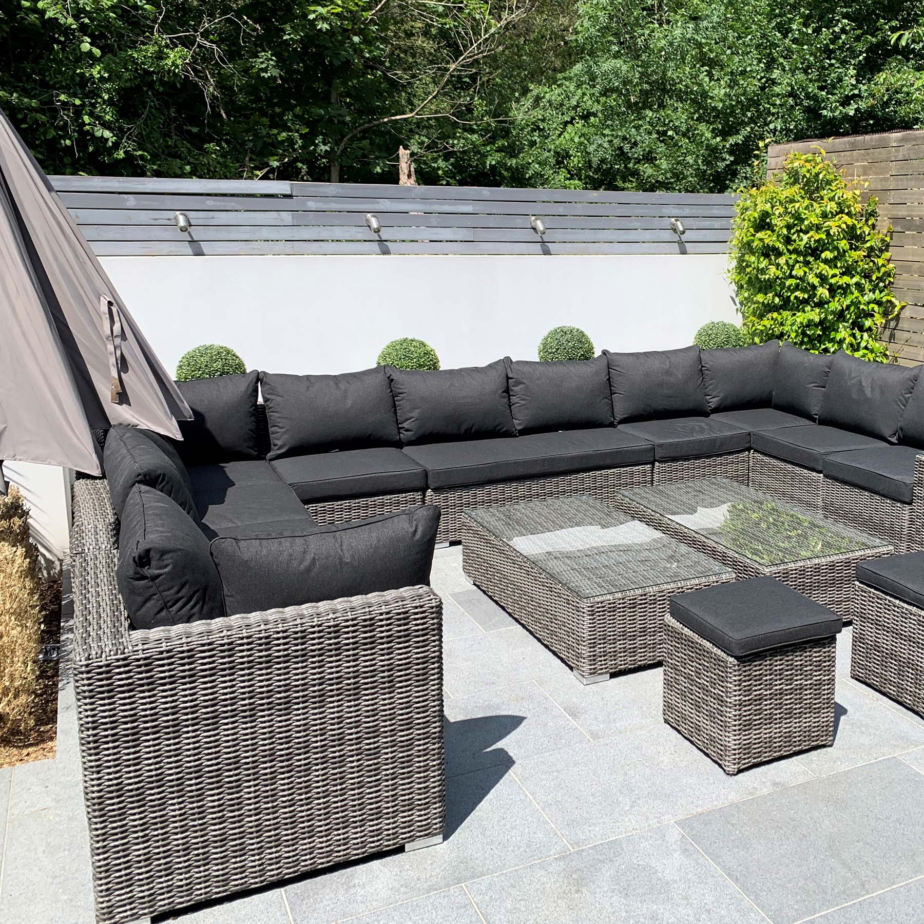 Verona Outdoor Sofa Set | Alexander Francis