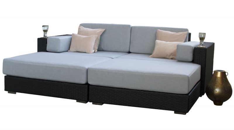 Black Rattan Outdoor Daybed: Siena