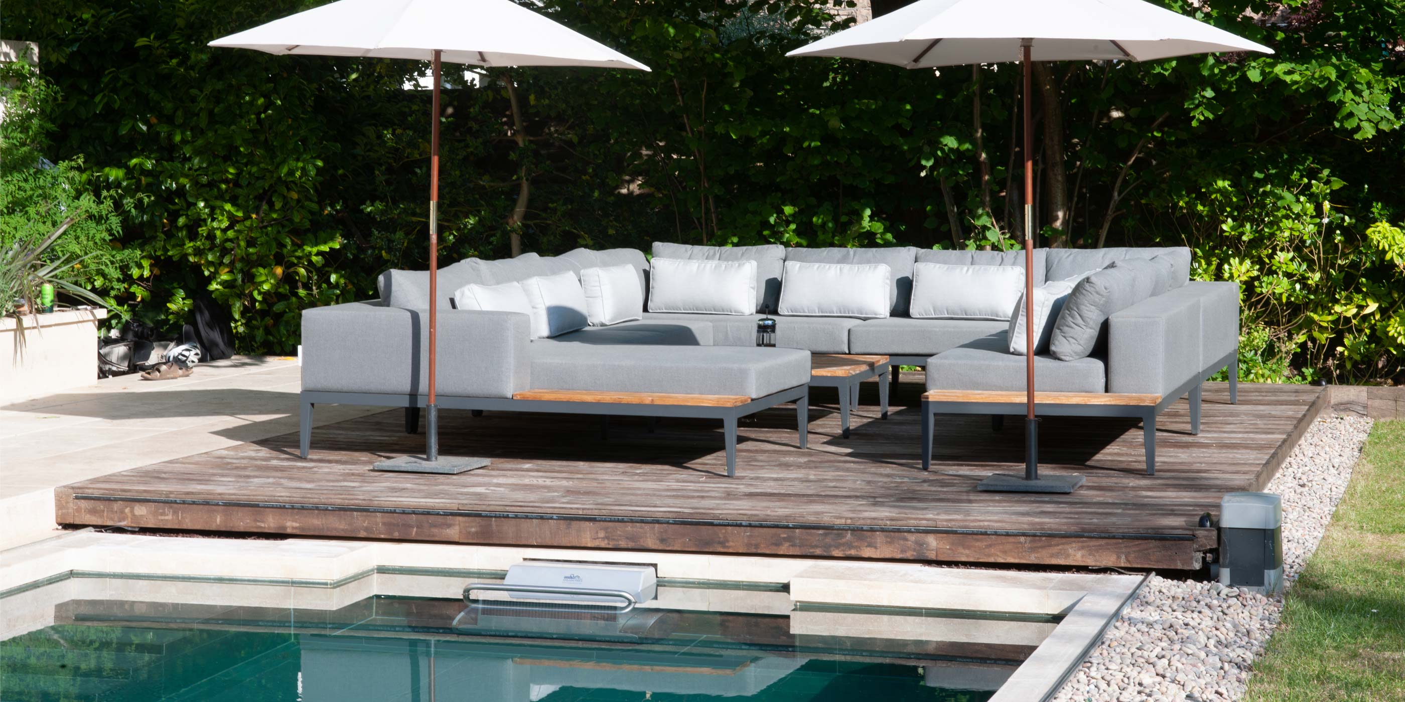 Moderno Outdoor Luxury Sofa Set | Alexander Francis